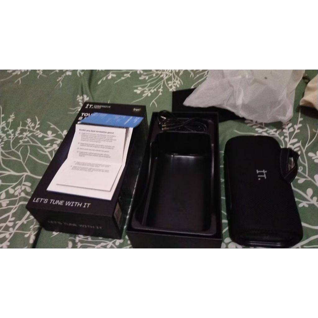 IT. Immersive Tech Tova Tuneboom T06 (Baru)