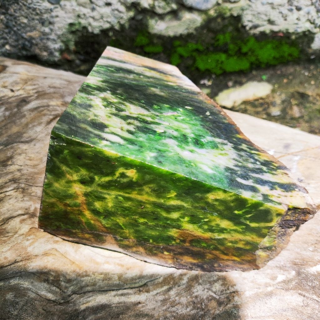 batu giok nephrite 1.2kg giok aceh