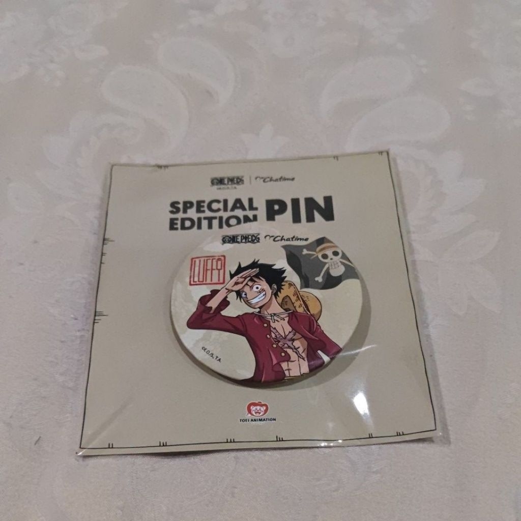 pin badge chatime one piece
