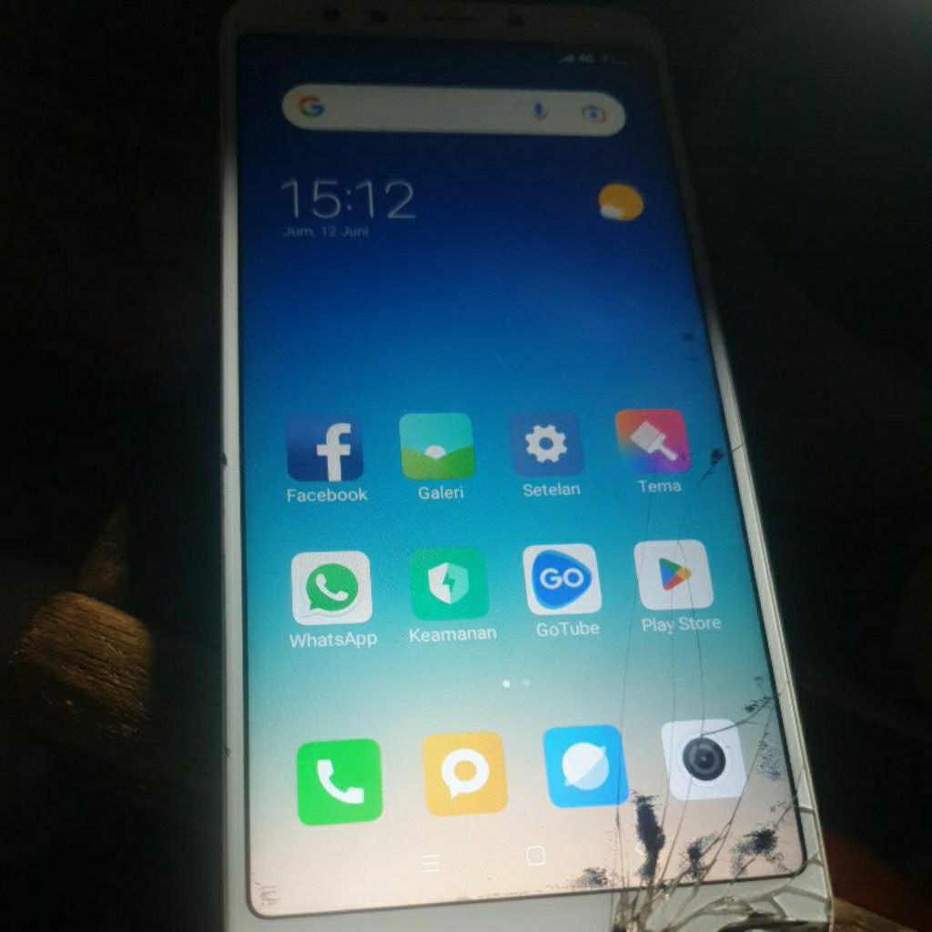 lcd redmi 5 ori retak dan tompel