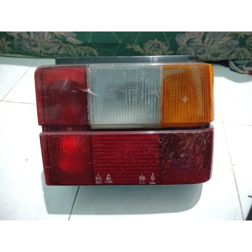 stoplamp kanan Citroen bx