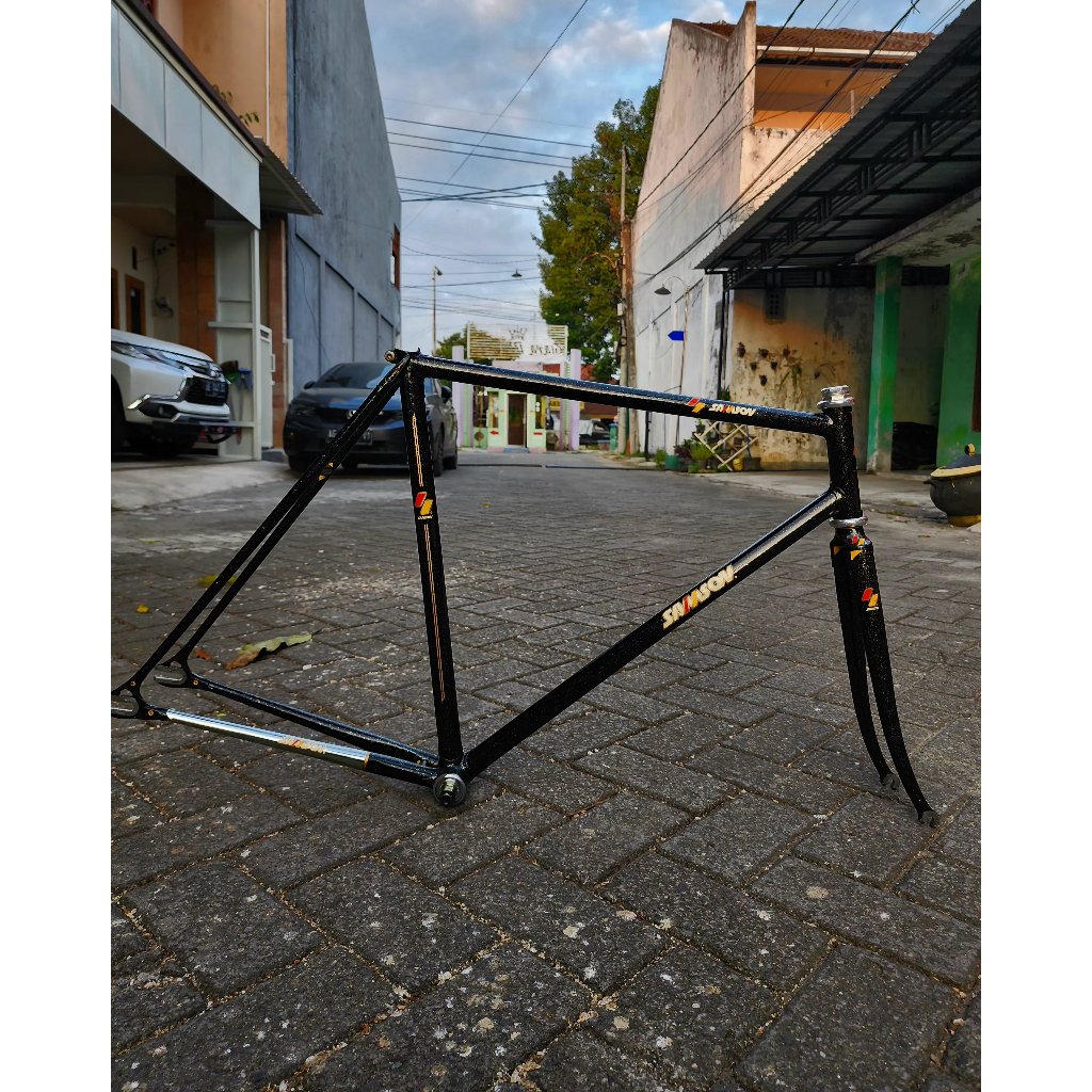 Frameset Samson Njs size 53 rear spacing 110mm include hs bb njs