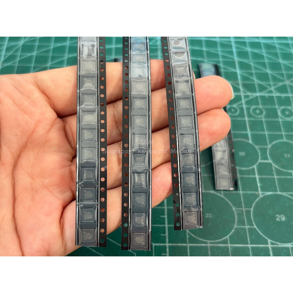 IC USB USB3320C KORG PA600 PA700 - 100% ORIGINAL