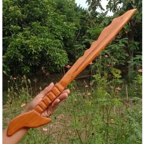 Mandau mainan mandau dayak mandau silat mandau peraga silat beladiri mandau kayu peraga pencak silat