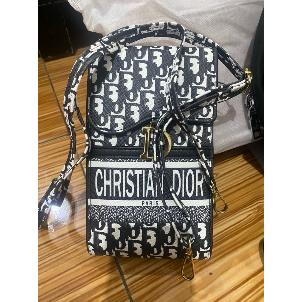 tas dompet dior preloved ada tali panjang