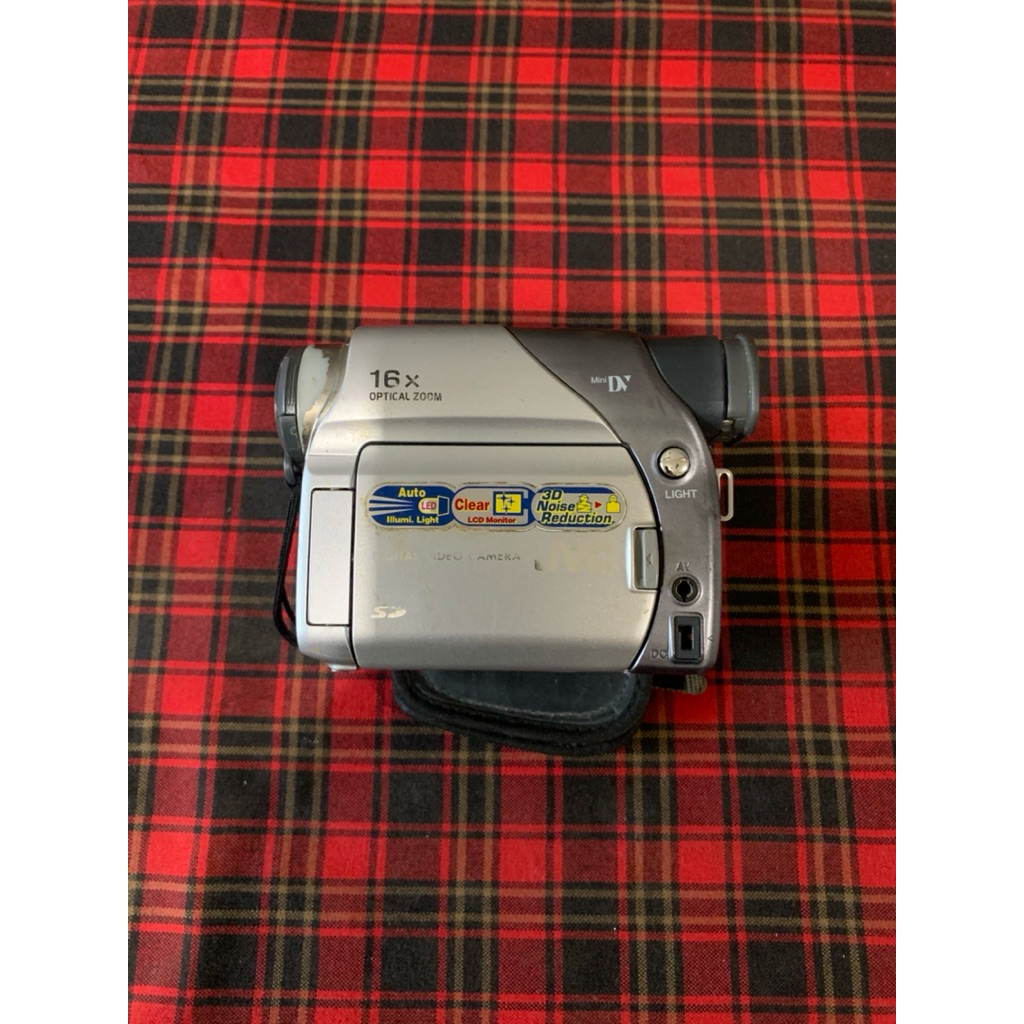 Handycam JVC GR-D73AG Second-Bekas