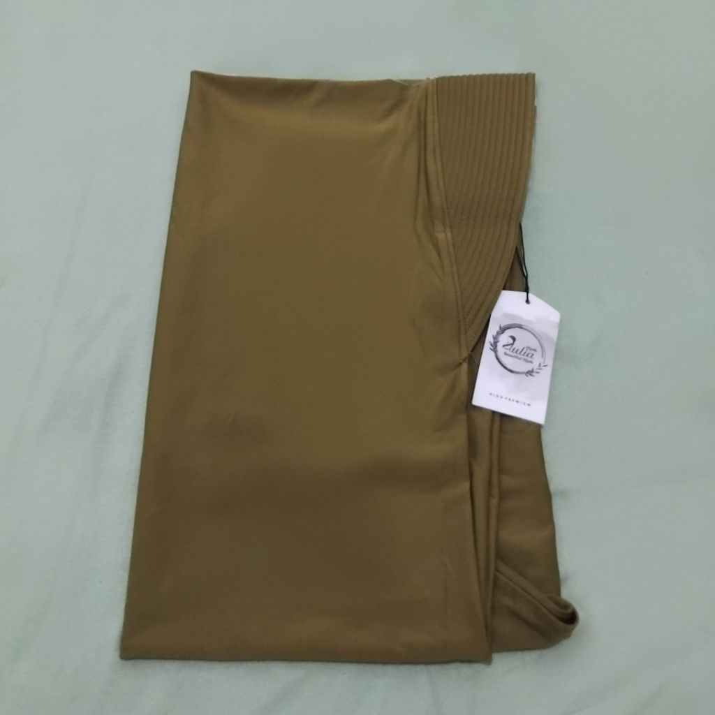 PRELOVED | Hijab Bergo Instan Warna Olive