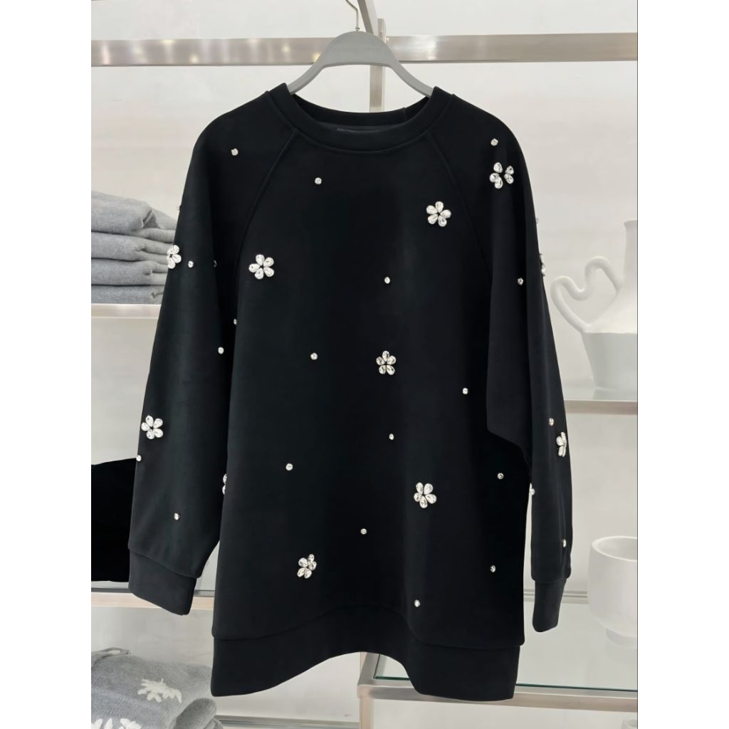 BENANG JARUM MOONA SWEETSHIRT NEW L