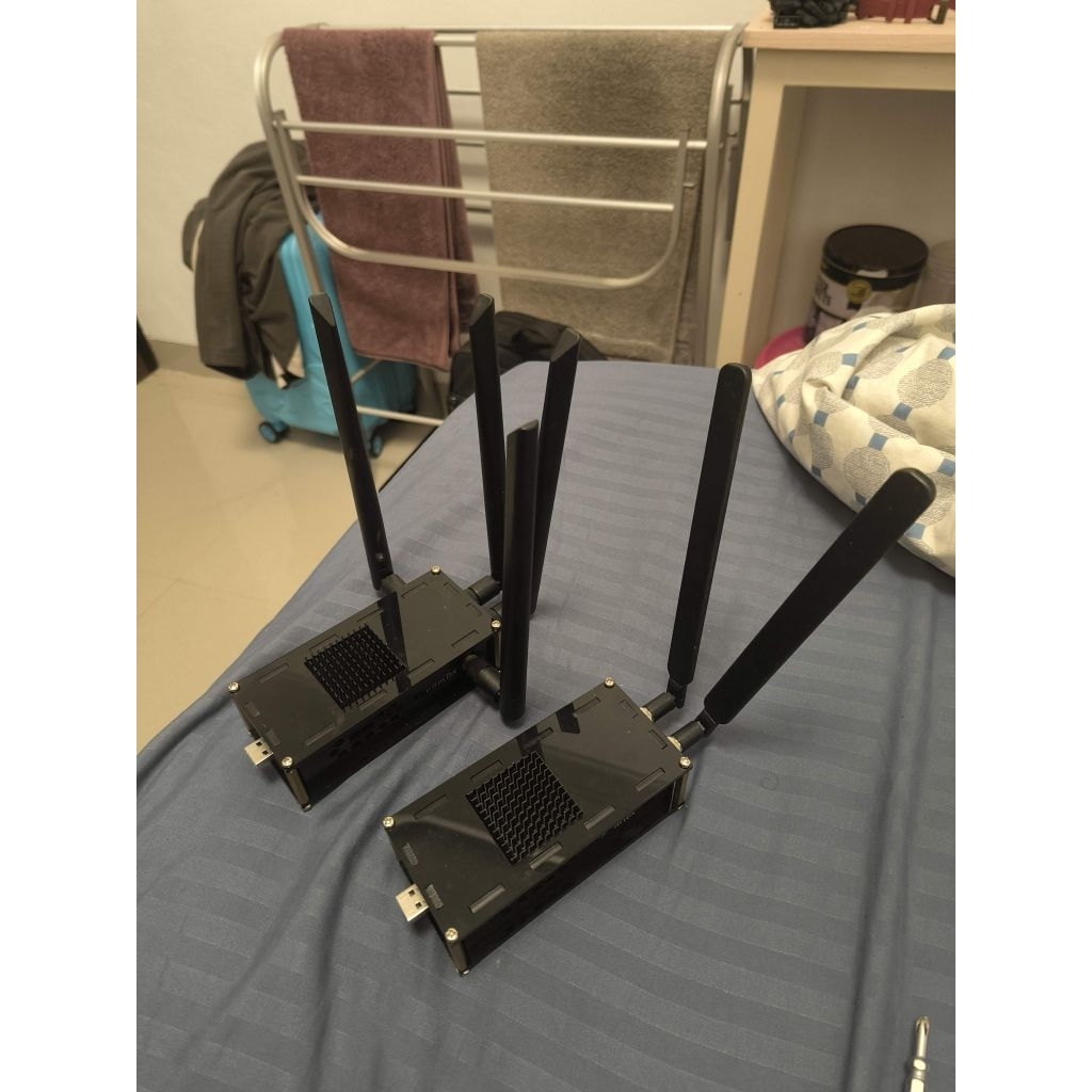 2 modem rakitan dw5821e dan l850gl