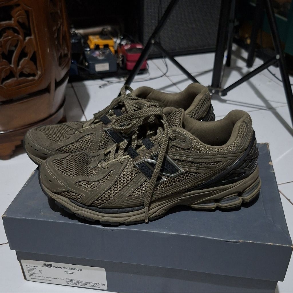 NB New Balance 1906r Second Green Army Olive Good Condition
