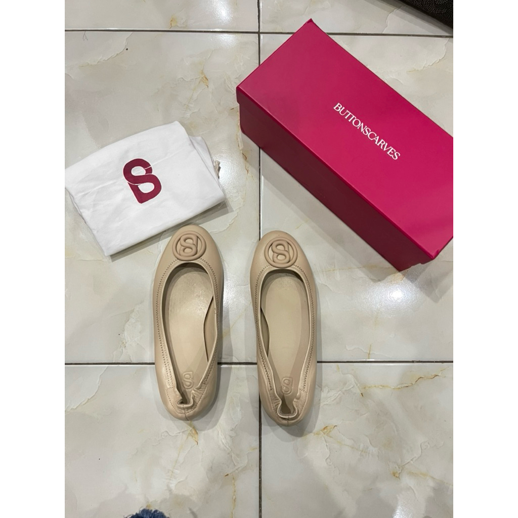 PRELOVED CERA SHOES BUTTONSCARVES