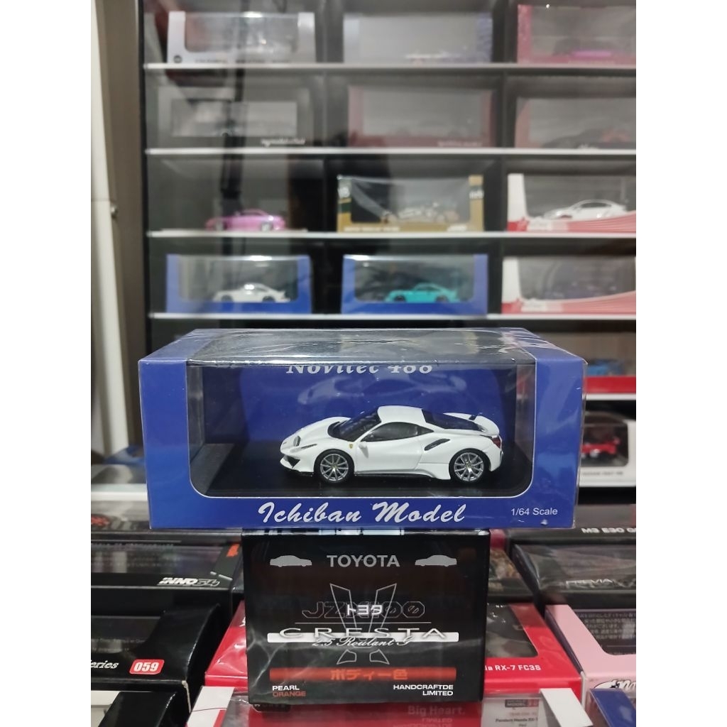 Ichiban model ferrari 488 novitec white pearl 1/64