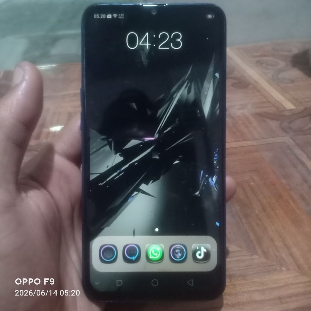 OPPO A5S LIKE NEW 3/32GB HP SEKEN/BEKAS BATANGAN