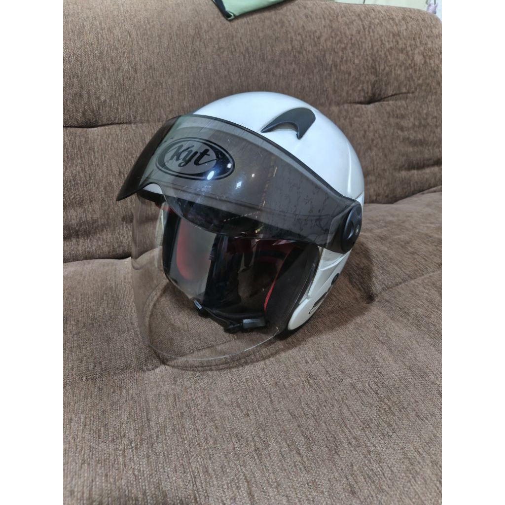 KYT 2 Vision White Glossy Size L Second Original