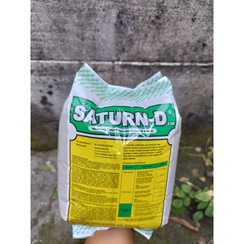 SATURN D 6 GR Herbisida Tabur Padi Sawah Pengendali Gulma Rumput & Teki - 1 kg