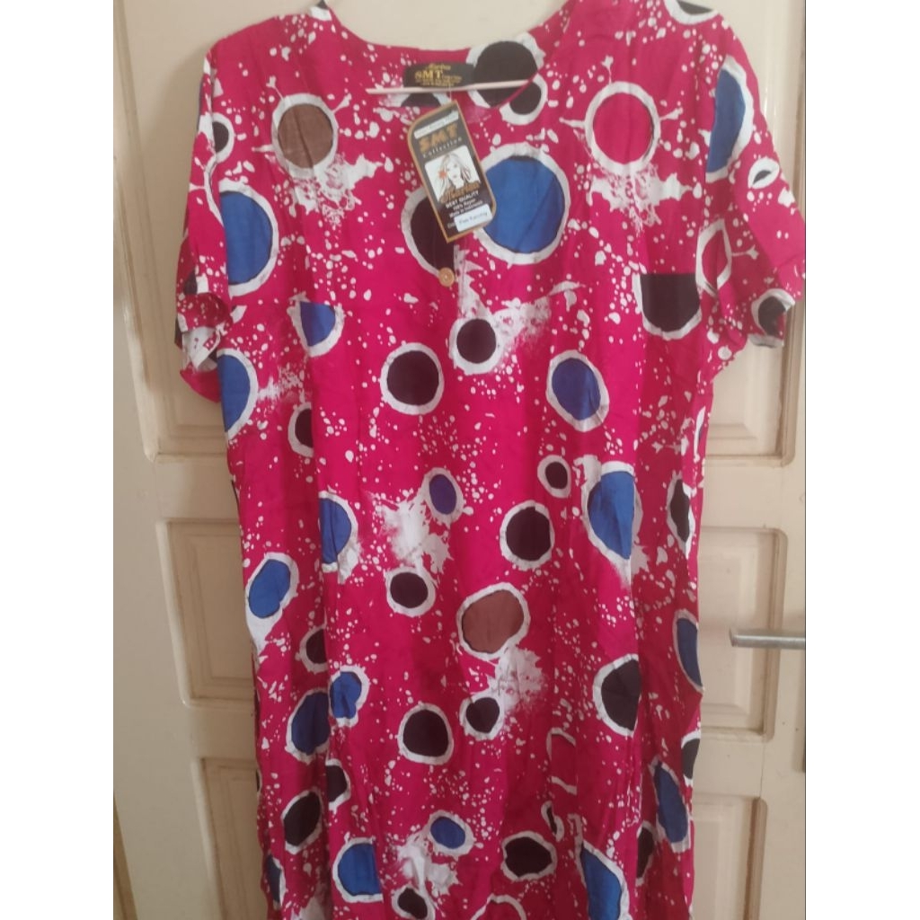 Daster Rayon SMT Collection Motif Abstrak Ringkaran – Adem & Busui Friendly