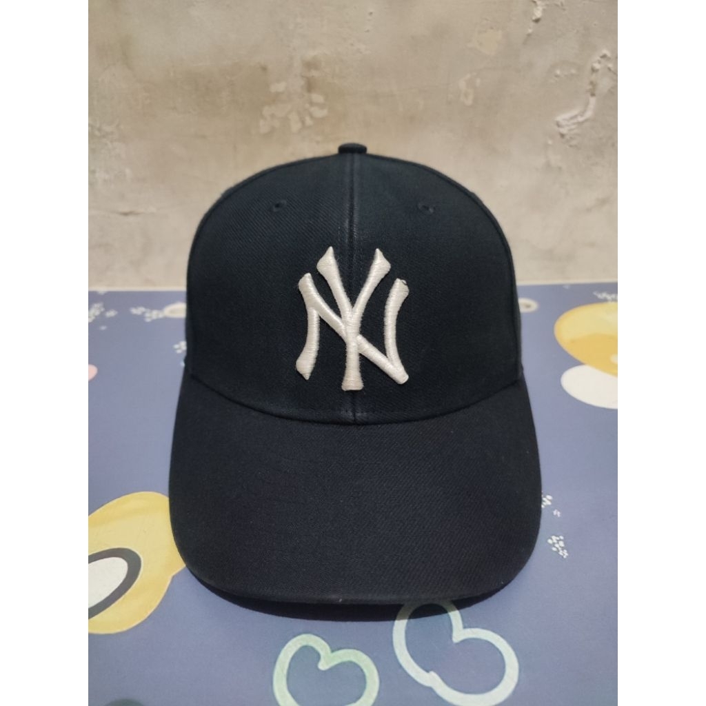 Topi Caps 47 Brand Logo NY Biru Dongker