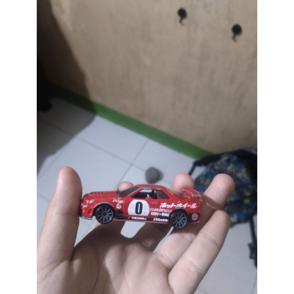hotwheels nissan skyline r34 junk