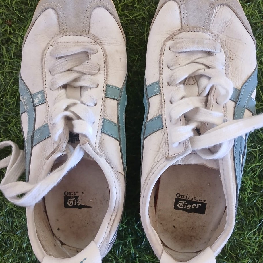 PRELOVED Sepatu Onitsuka Tiger Putih Original