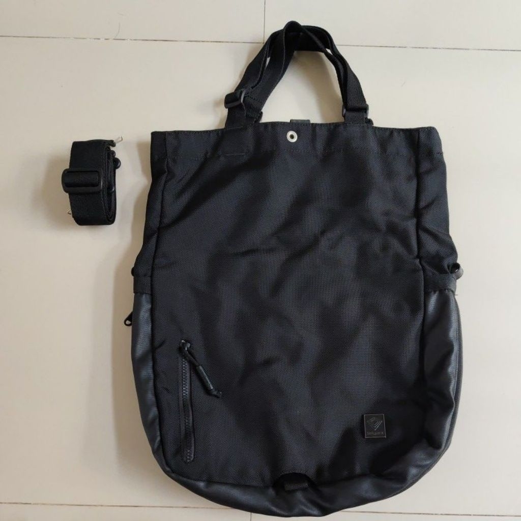 (Preloved) Bodypack Beaver