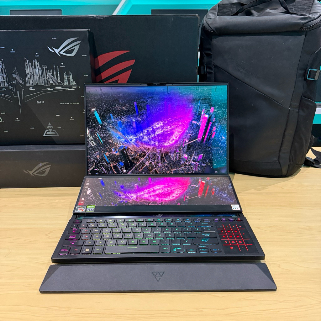 Laptop Gaming Asus Zephyrus Duo GX650RM Ryzen 9 6900HX RTX 3060 16GB/1TB Fullset