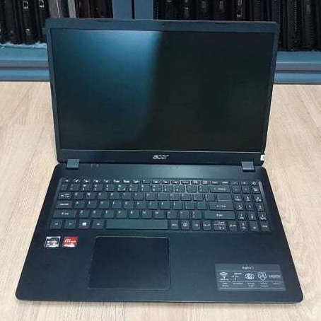 Acer Aspire A315-42 Ryzen 3 3300U Radeon Vega 6 Ram 4Gb Ssd 256Gb SCU24583