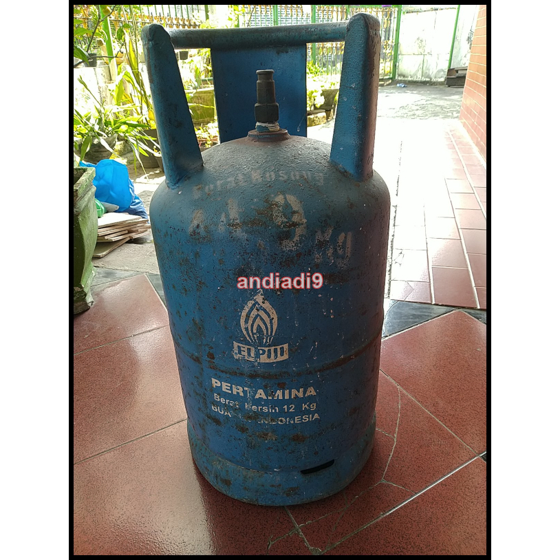 BEKAS TABUNG LPG ELPIJI KOSONG 14,3 KG NETTO 12 KG TIDAK ADA ISI GAS PENGIRIMAN INSTAN SAJA