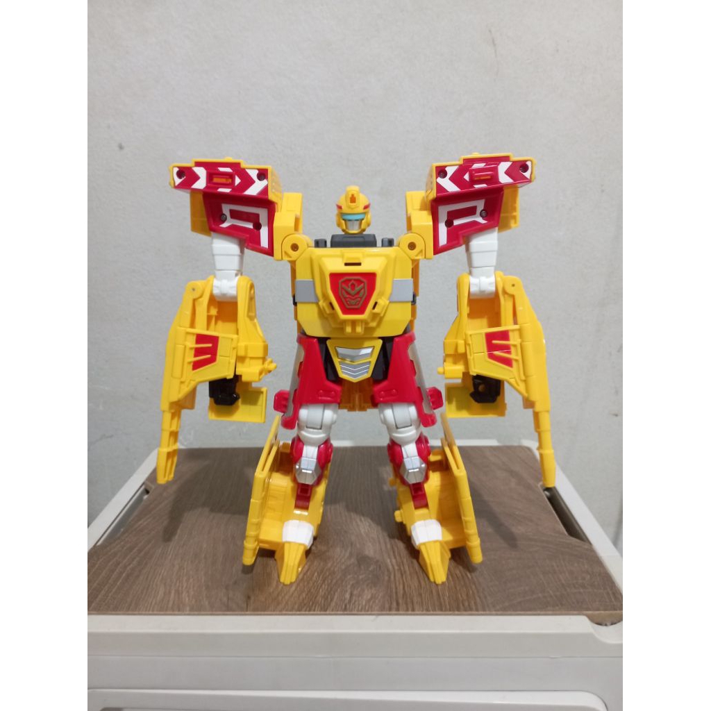 Hello Carbot Patrons - Scholl Bus Robot