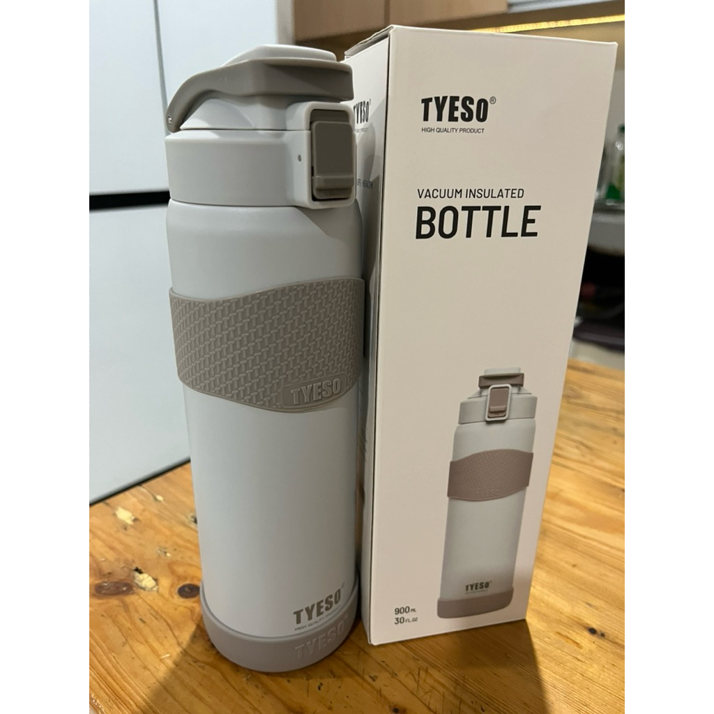 Tyeso Tumbler 900 ml