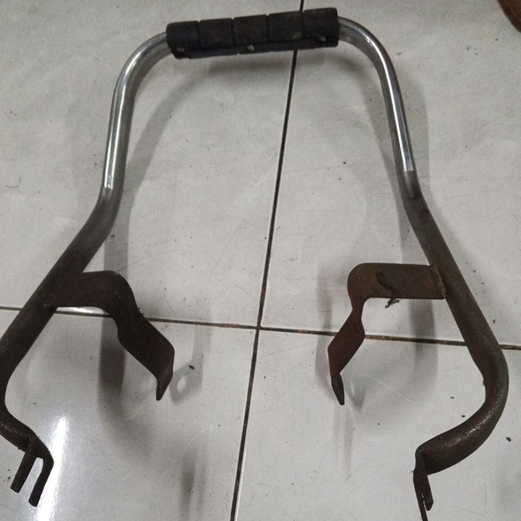 behel belakang Honda prima