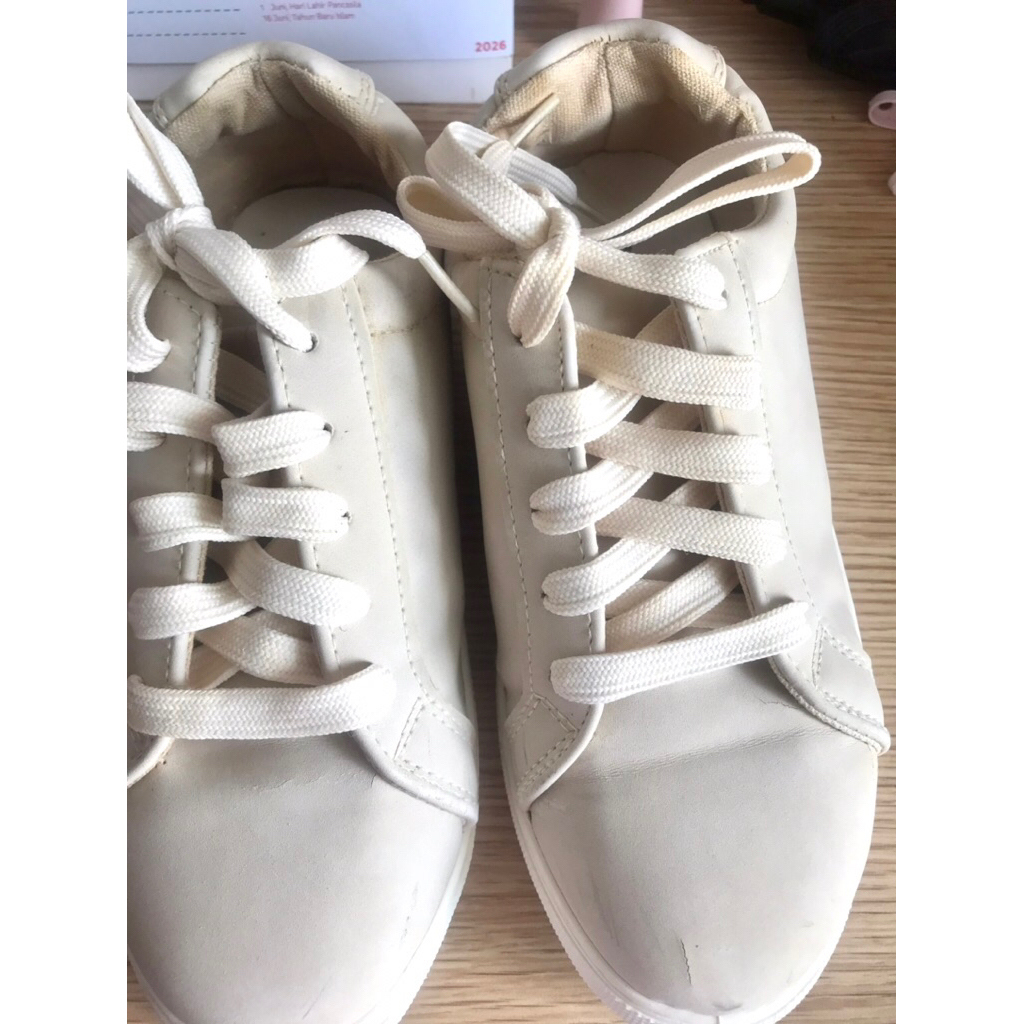 Preloved Sepatu Rubi Size 35