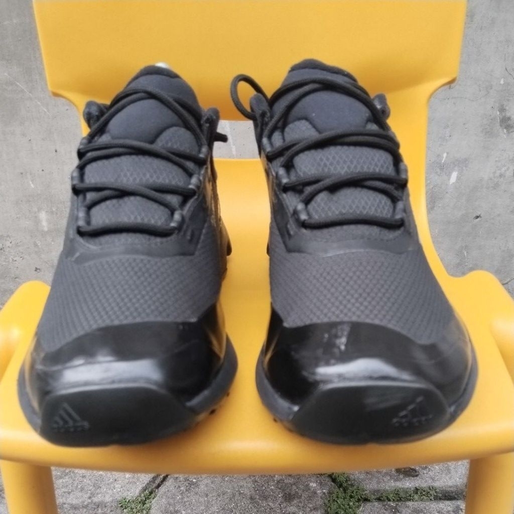 Sepatu Adidas Terrex