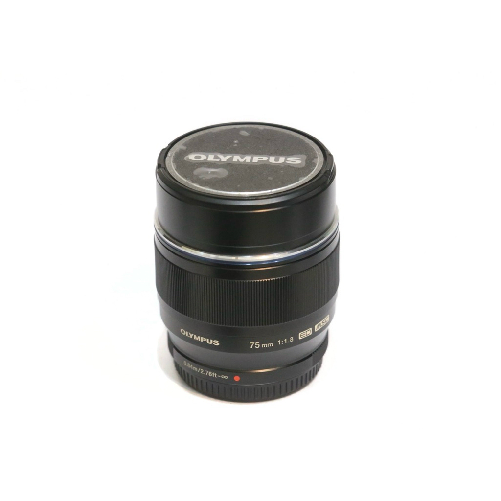 OLYMPUS M ZUIKO 75mm F1.8 ED MSC . Lengkap Mulus Murah
