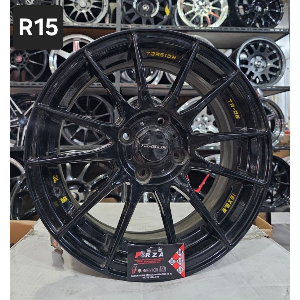 Velg Torsion TR08 R15 PCD4x100 Gloss Black. Lebar 6.5 ET 41