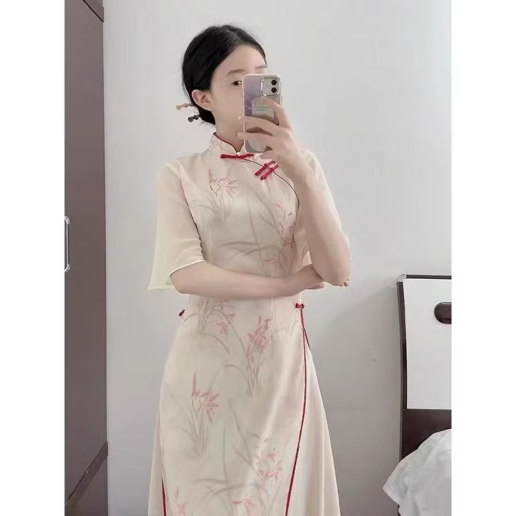 Cheongsam bergaya modern