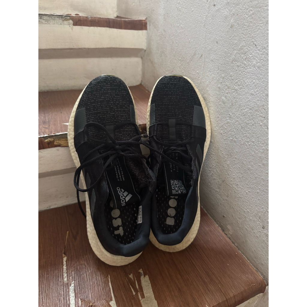 PRELOVED Adidas Running Shoes Original