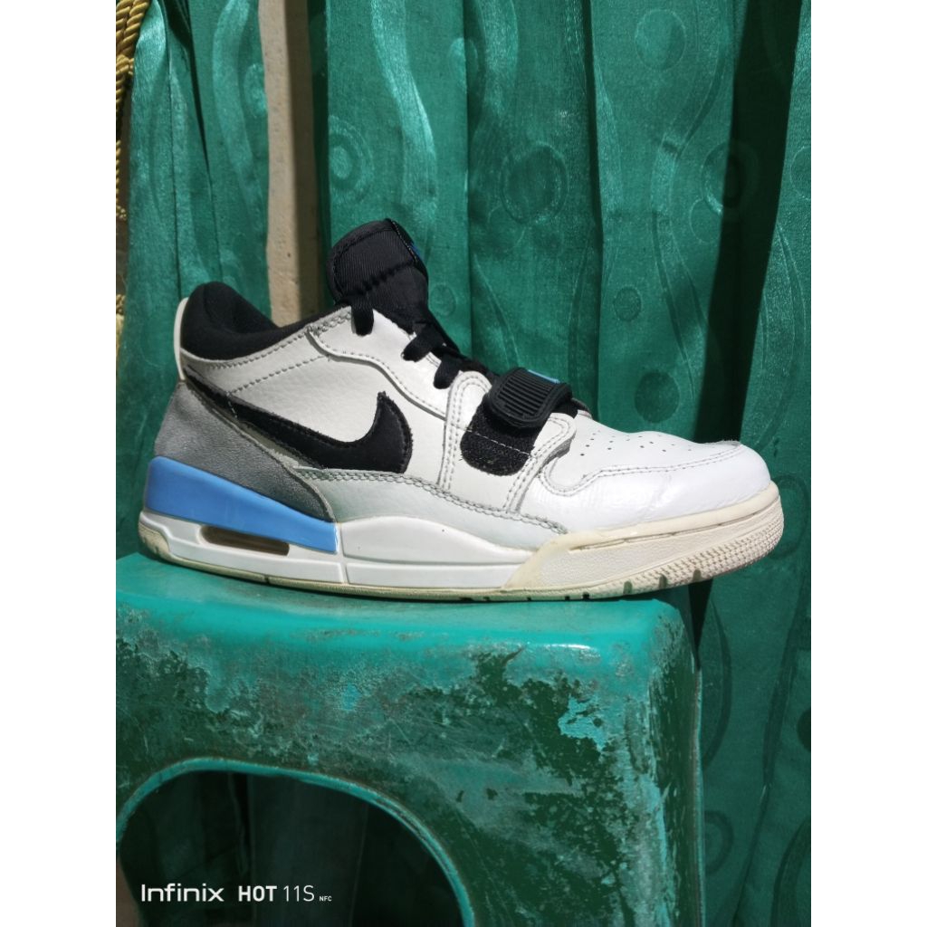 sepatu basket air jordan low