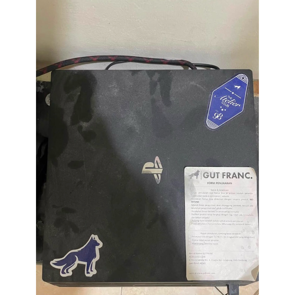 Playstation/PS 4 Pro 1tb Second