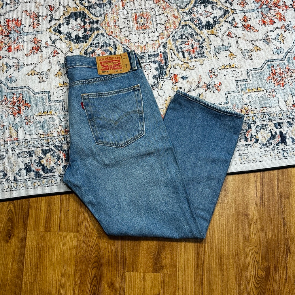 CELANA PANJANG JEANS LEVI’S 501 93 RIPPED
