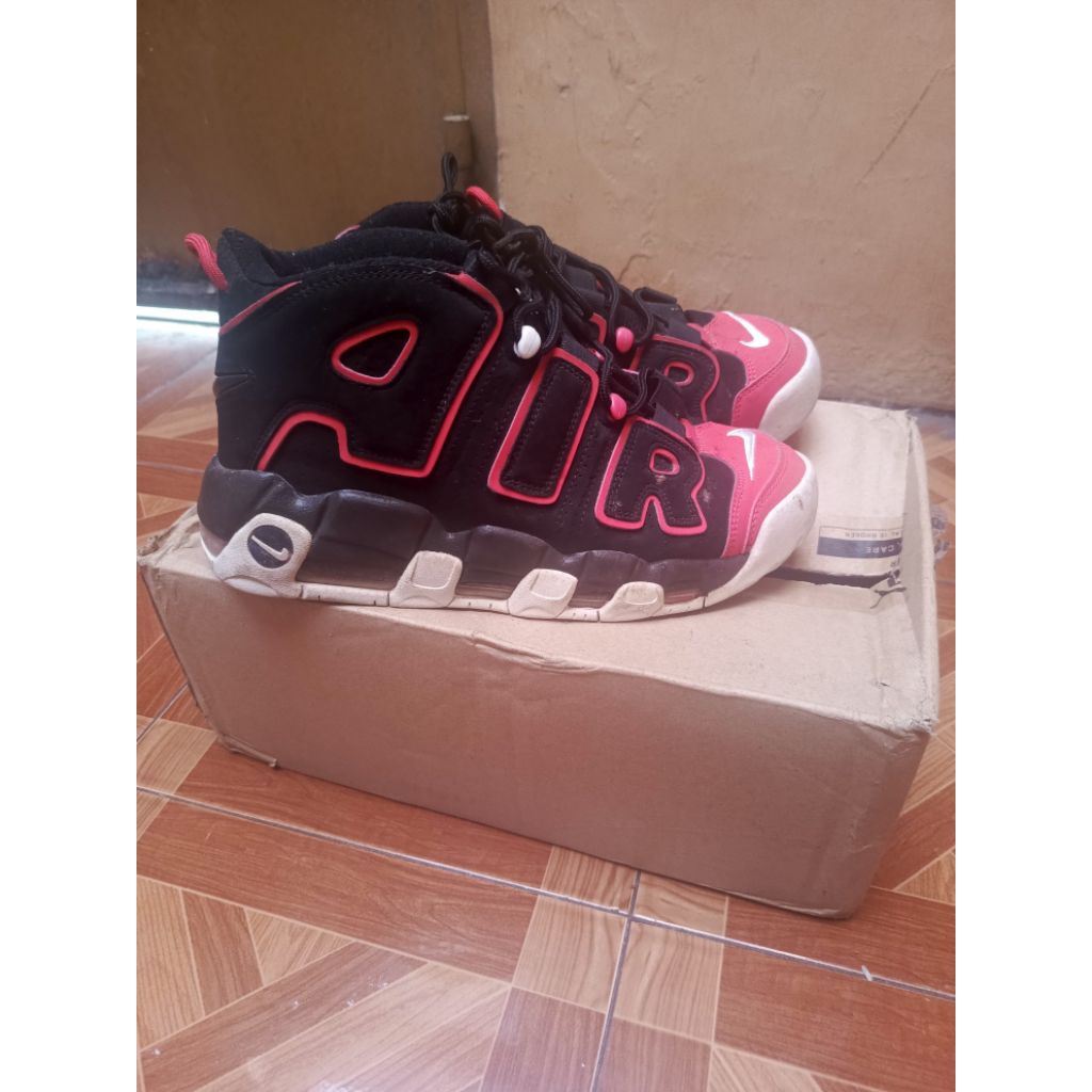 nike uptempo preloved