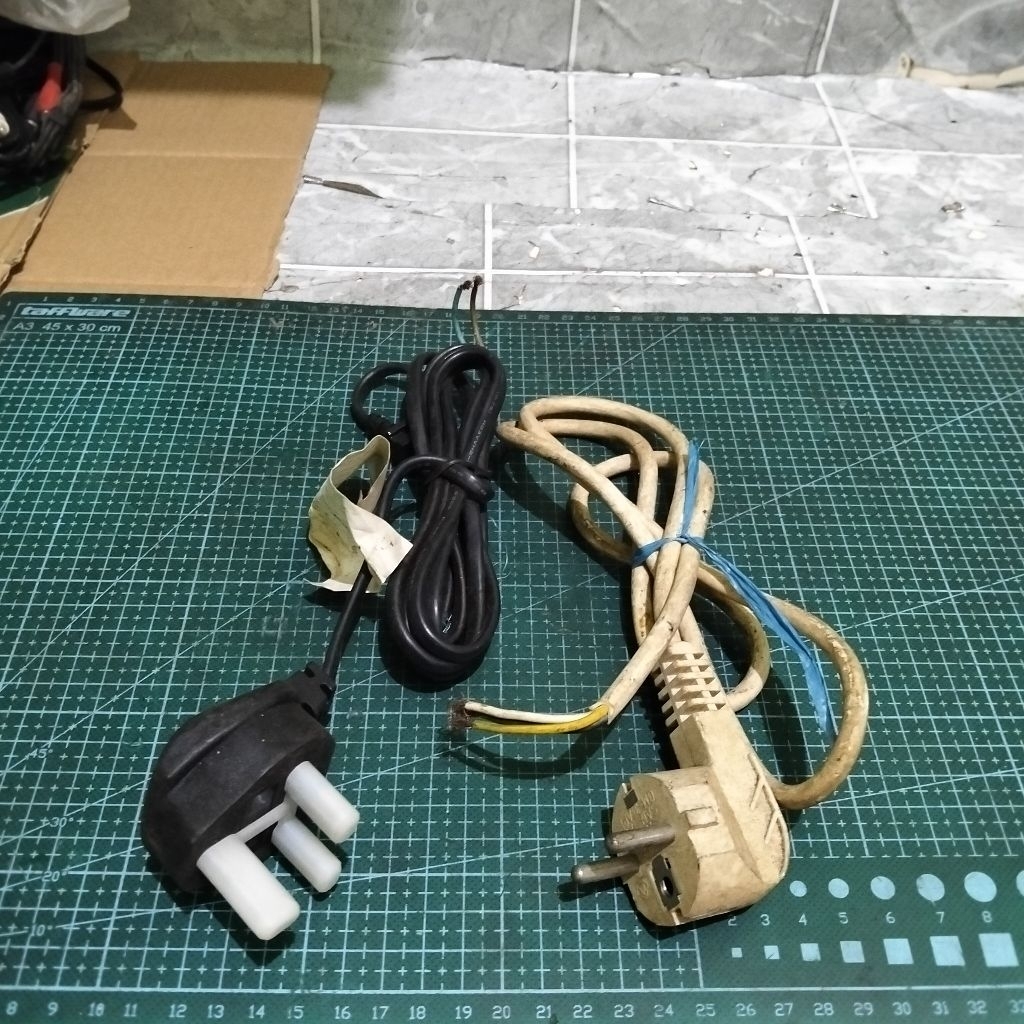 2 Unit Kabel Listrik AC Bekas Copotan Aneka Jenis 220V untuk Servis dan Proyek Elektronik