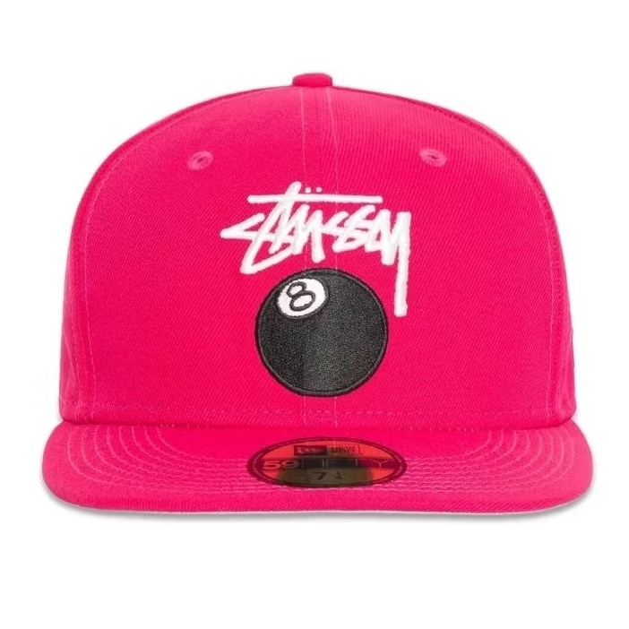 TOPI STUSSY 8 BALL x NEW ERA 59FIFTY  7 1/4 MAGENTA