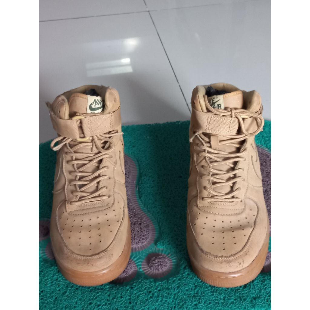 AF 1 size 43 second minus kulit retak-retak
