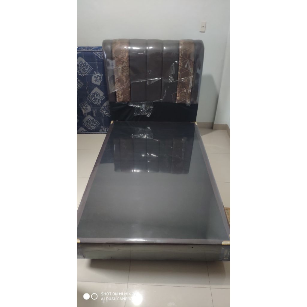 Springbed Loren + Dipan Preloved uk 160x200x25 (Queen Size)