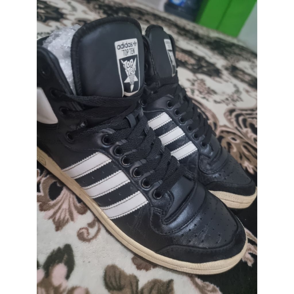 ADIDAS "TOP TEN"