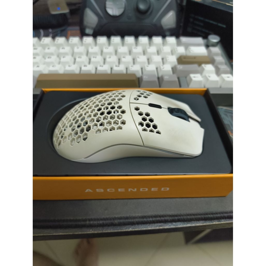 Mouse gaming Glorious Model O Wireless SECOND