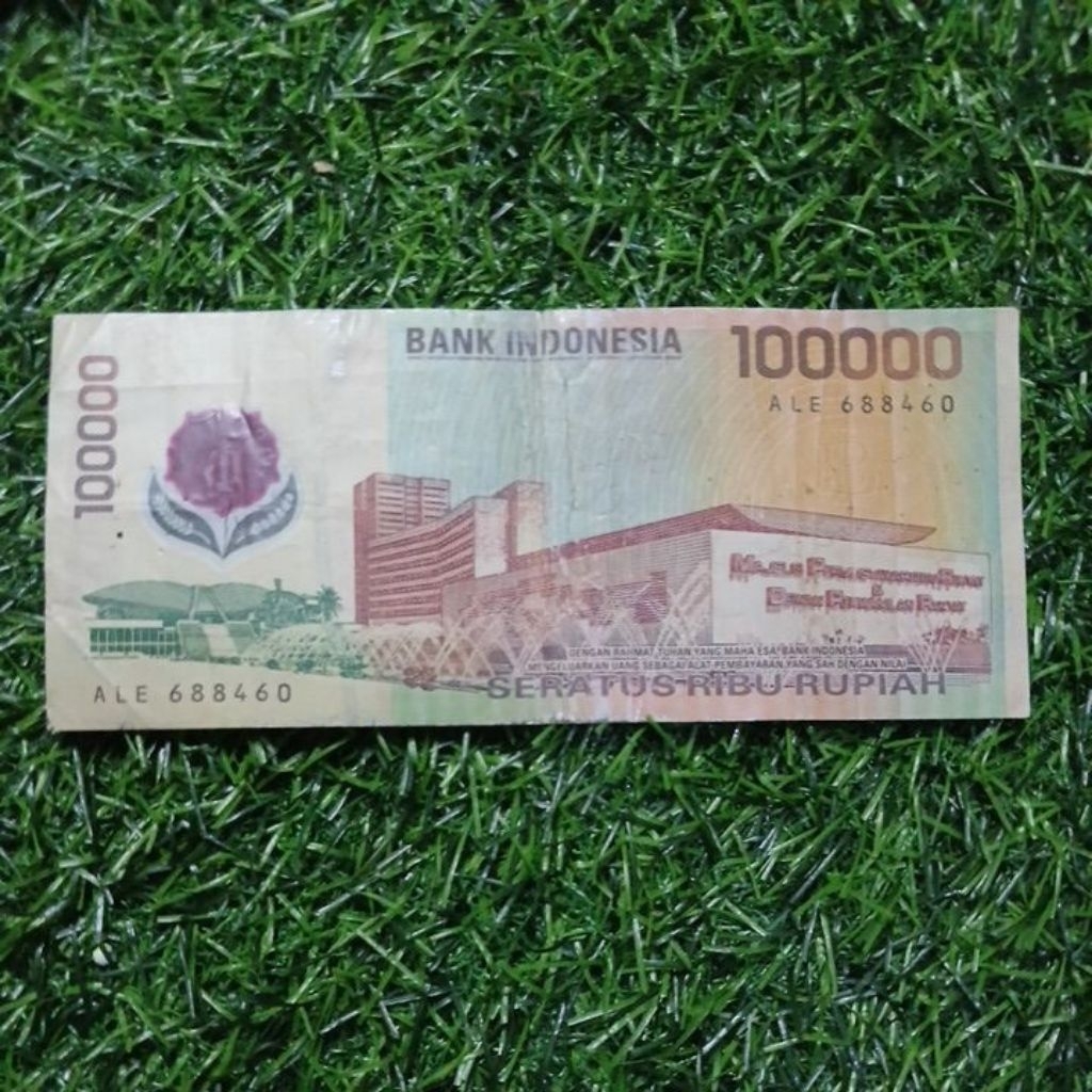 uang kuno 100000 polimer 1999 soeta seri genap unik