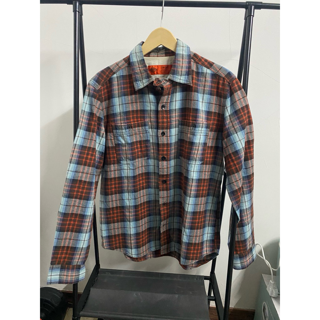 Preloved kemeja flannel  kotak kotak dicki*s