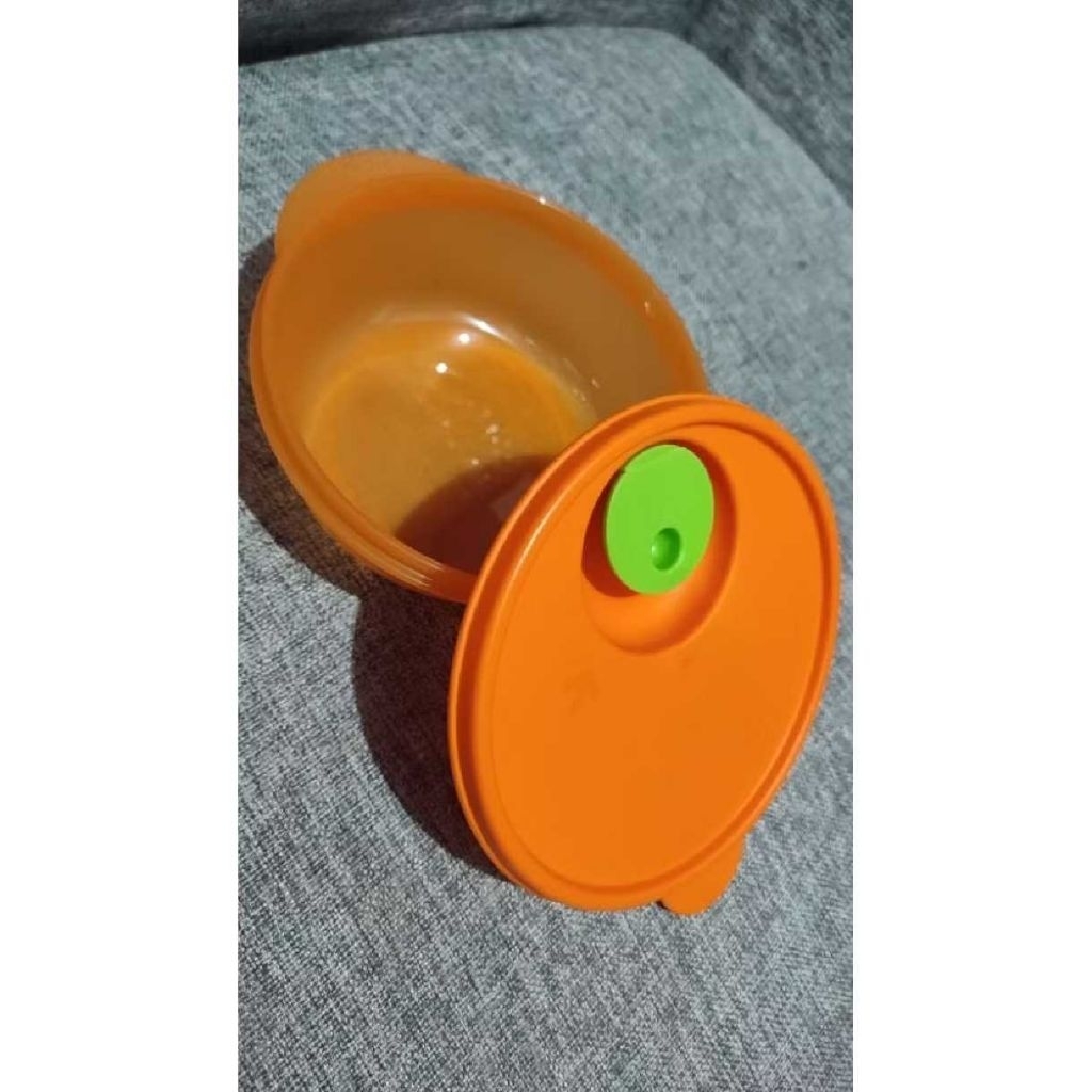 bowl / mangkok tutup berkatup Tupperware new