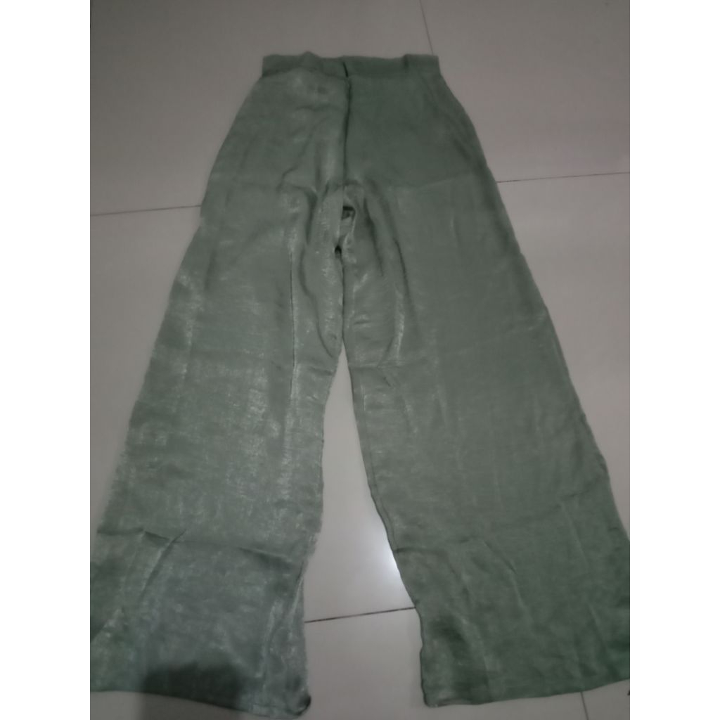 celanakulot Zaskia Sungkar (preloved)